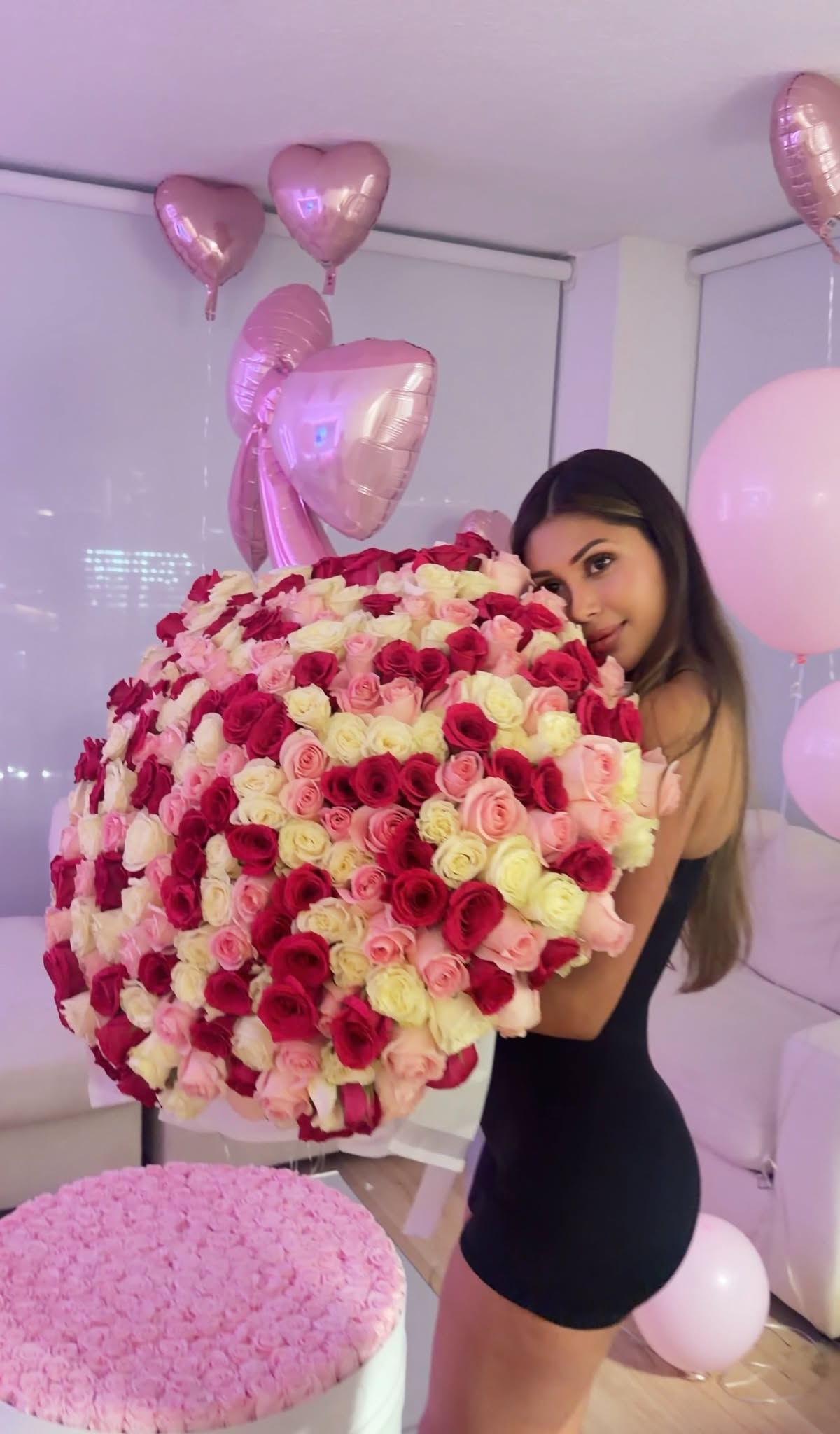 300 LOVE REASONS